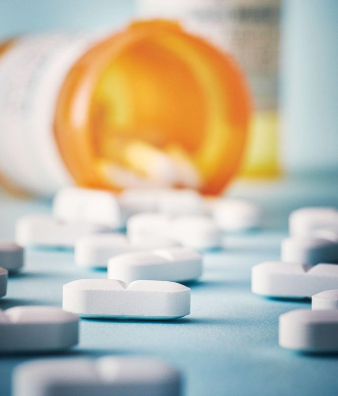 Painkiller-abuse-symptoms.jpg